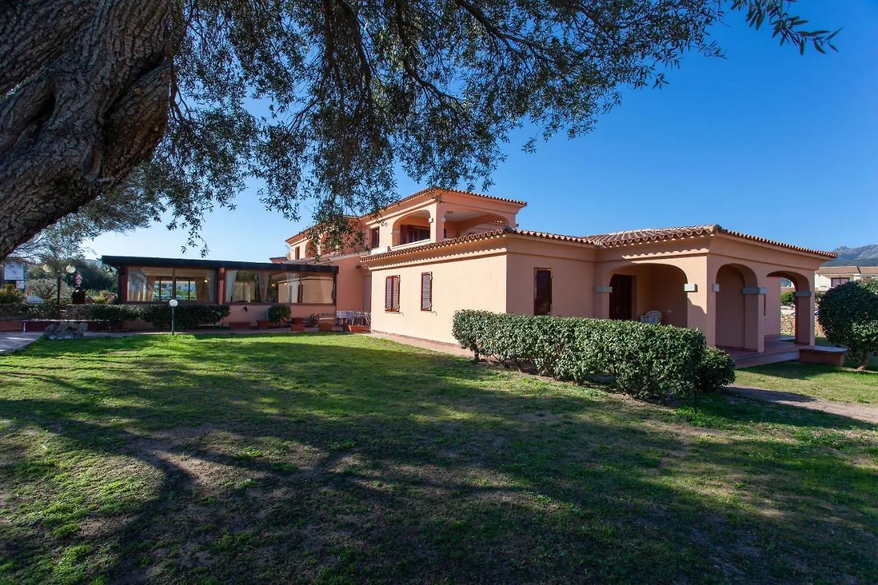La Cinta 1 Apartment San Teodoro