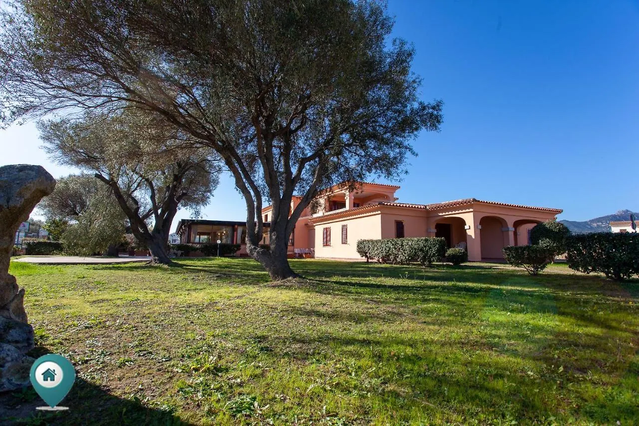 La Cinta 1 Apartment San Teodoro